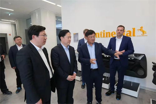 常州市委书记陈金虎率团赴德国开展经贸洽谈4_副本.jpg