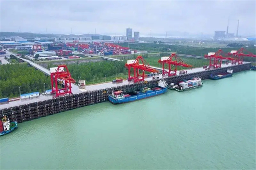 沿长江看岸电④：电靓洞庭 水清岸绿1.jpg