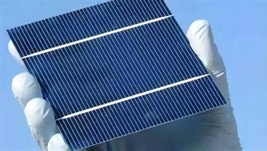 碳电极钙钛矿太阳能电池 刷新光电转化效率